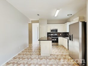 7112 Avington Way in Fort Worth, TX - Building Photo - Building Photo