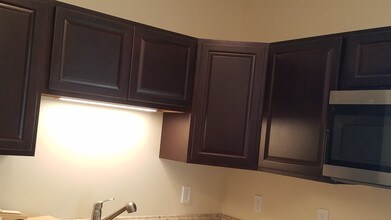 404 Jackson St, Unit 1 in Windham, CT - Building Photo - Building Photo