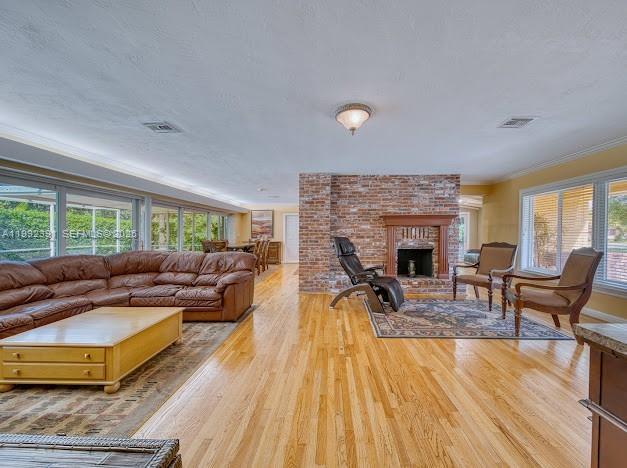 13400 SW 78th Ct in Miami, FL - Foto de edificio - Building Photo