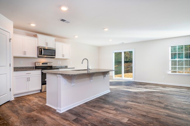 7882 Shallowbrook Dr in Sherrills Ford, NC - Building Photo - Building Photo