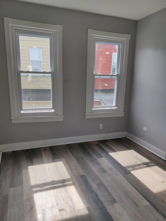 63 N Dewey St in Philadelphia, PA - Foto de edificio
