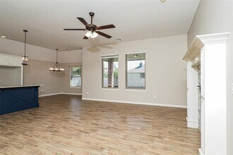 9948 SW 22nd St in Yukon, OK - Building Photo - Building Photo