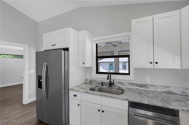 property at 1155 Steeves Ave