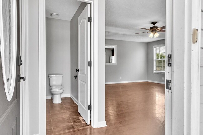 532 Falkland Cir in Clarksville, TN - Building Photo - Building Photo