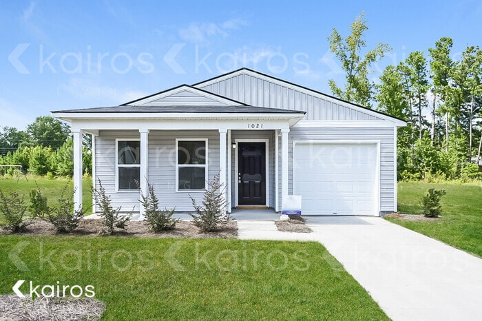 1021 Aunt Prissey Ct in Florence, SC - Building Photo