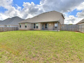 14525 Rochefort Ln in Yukon, OK - Building Photo - Building Photo