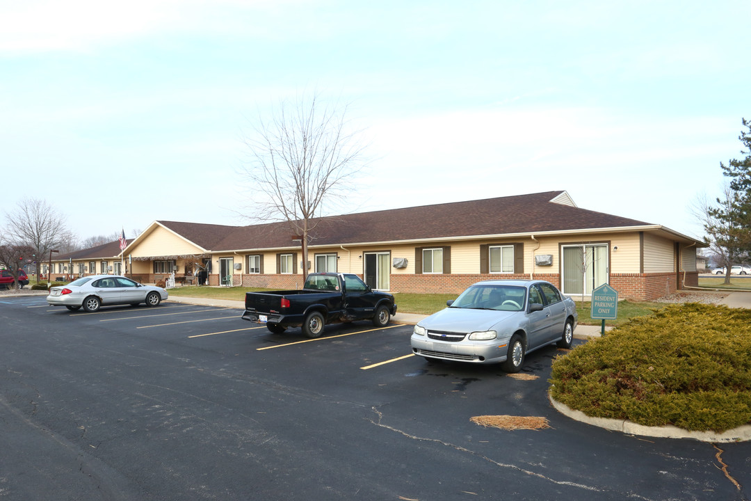 Wexford Manor in Onsted, MI - Building Photo