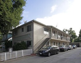 712 S 10th St in San Jose, CA - Building Photo