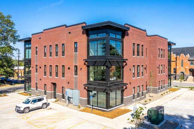 The Winford in Des Moines, IA - Foto de edificio - Building Photo