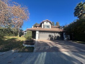 3098 Dragonfly St in Glendale, CA - Building Photo