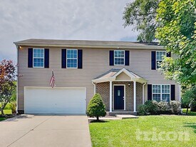 1068 Woodall Rd in Lebanon, TN - Building Photo