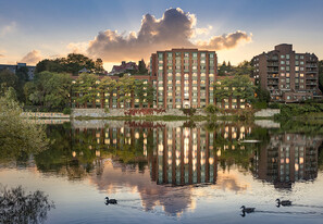 Riverflow Residences by Harrington Apartments