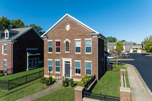 Twin Oaks Park in Lexington, KY - Building Photo