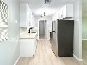 1065 Wall St in Eustis, FL - Building Photo - Building Photo
