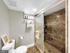 4901 Boiling Brook Pkwy in Rockville, MD - Building Photo - Building Photo