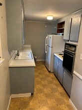 435 E 36th St in Erie, PA - Foto de edificio - Building Photo