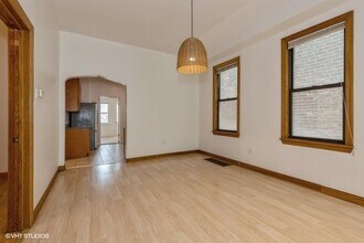 1840 W Huron St in Chicago, IL - Building Photo - Building Photo