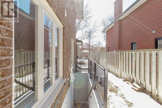 1750 Bridewell Ct in Mississauga, ON - Building Photo - Building Photo
