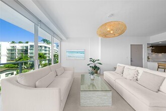 1150 102nd St in Bay Harbor Islands, FL - Foto de edificio - Building Photo