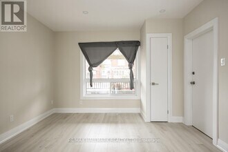 196 Livingstone Ave in Toronto, ON - Building Photo - Building Photo