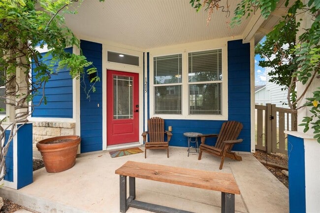 1285 Nevarez in Kyle, TX - Building Photo - Building Photo