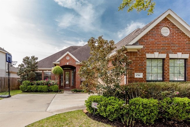 6706 Ashworth Dr in Sugar Land, TX - Building Photo - Building Photo