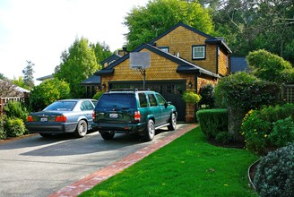 19-27 Rancho Ave in San Anselmo, CA - Building Photo - Building Photo