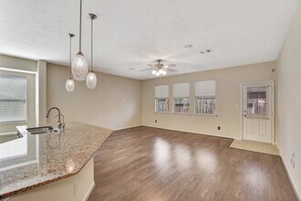 15103 Sun Glaze Ct in Humble, TX - Building Photo - Building Photo