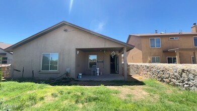 12052 Copper Head Ln in El Paso, TX - Building Photo - Building Photo