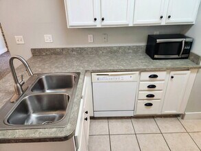 2008 NW Ashton Ln in Ankeny, IA - Building Photo - Building Photo