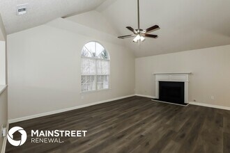 4153 Ward Lake Trail, Unit PH5303 in Ellenwood, GA - Foto de edificio - Building Photo