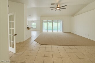 549 Flamingo Ave S in Lehigh Acres, FL - Building Photo - Building Photo