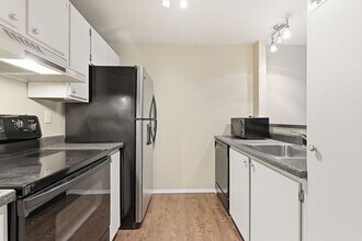 6121 E 6th Ave in Spokane Valley, WA - Foto de edificio - Building Photo