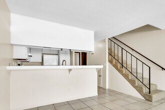 8020 Camino Kiosco in San Diego, CA - Building Photo - Building Photo