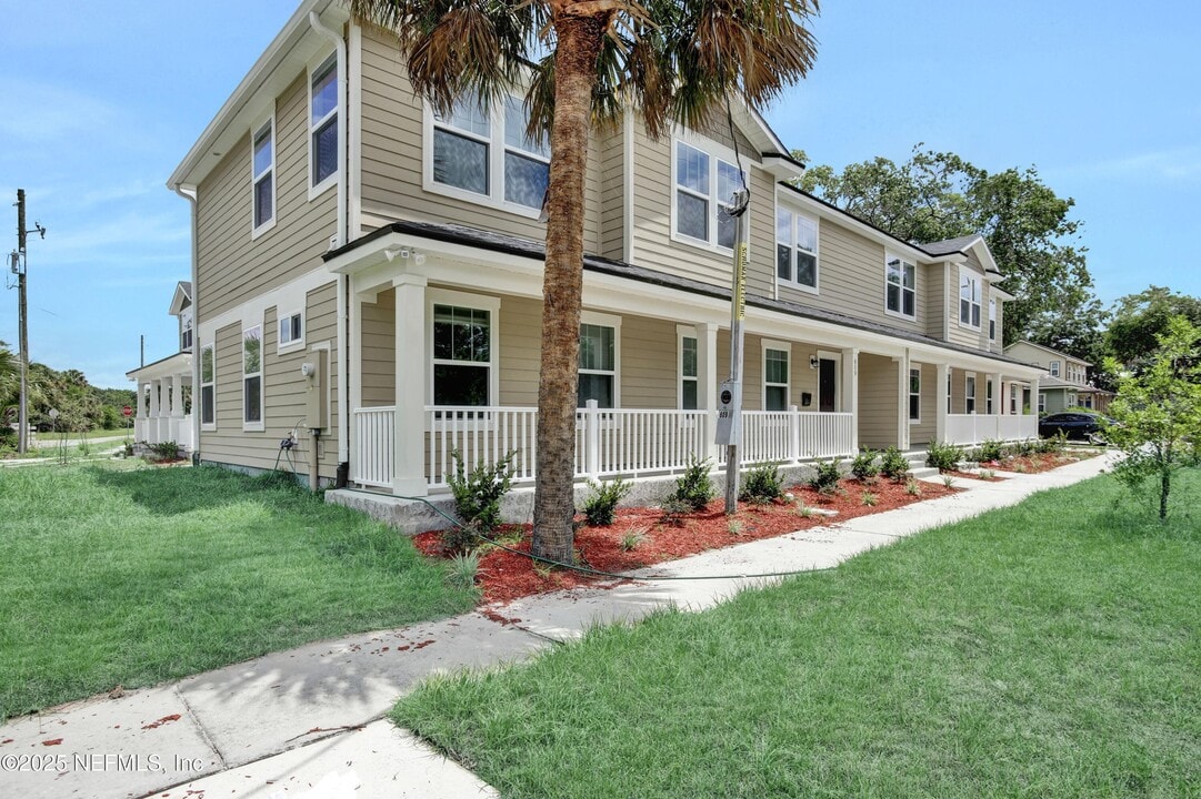 609 Jessie St in Jacksonville, FL - Building Photo