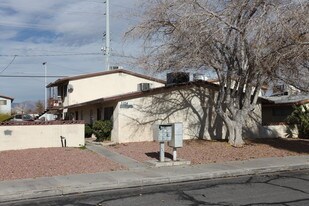 Suburban Heights Apartments in Las Vegas, NV - Building Photo