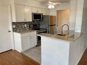 1065 S Hiawassee Rd in Orlando, FL - Building Photo - Building Photo