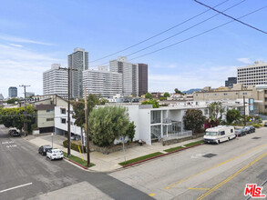 1295 Federal Ave in Los Angeles, CA - Building Photo - Building Photo