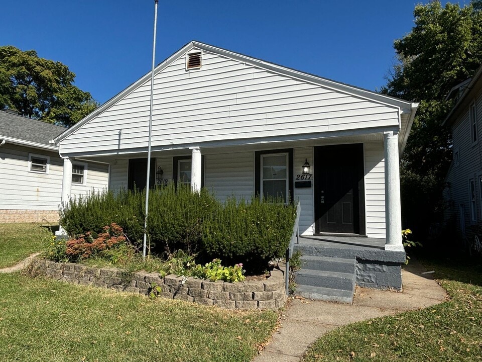 2617 Shriver Ave in Indianapolis, IN - Building Photo