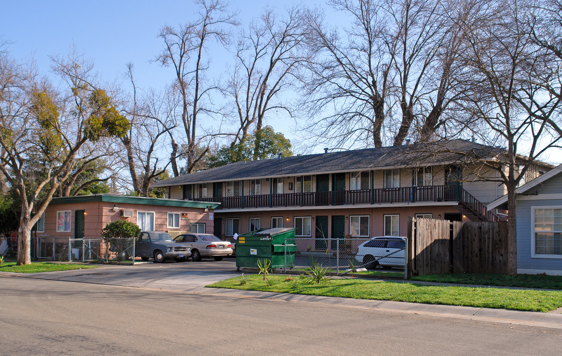 3200-3208 3rd Ave in Sacramento, CA - Foto de edificio