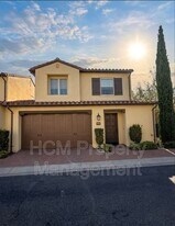 105 Gemstone in Irvine, CA - Building Photo