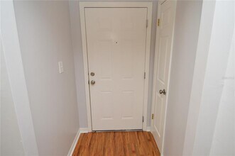 166 Pompano Dr SE in St. Petersburg, FL - Building Photo - Building Photo
