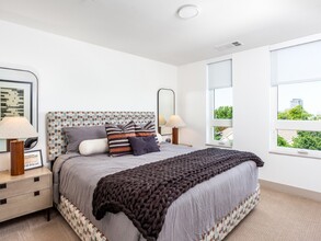 2501 Beacon Hill in Kansas City, MO - Building Photo - Building Photo