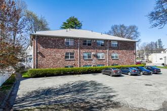 32 Bradford St in Concord, MA - Building Photo - Building Photo