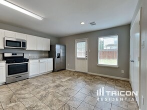 21618 Rain Leaf Ct in Humble, TX - Building Photo - Building Photo