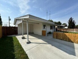 609 S C St in Rupert, ID - Building Photo