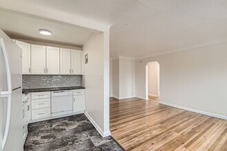 Bo Apartments in Denver, CO - Foto de edificio - Building Photo