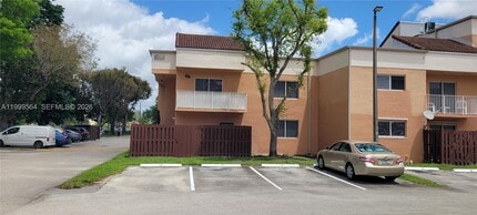 14911 SW 80th St in Miami, FL - Building Photo - Building Photo