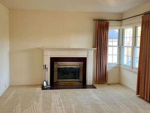 137 Covington St in Oakland, CA - Building Photo - Building Photo