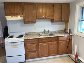 35 Broadsound Ave in Revere, MA - Building Photo - Building Photo